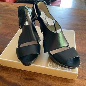Michael Kors Carla platform heel